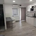 Belvarosi Apartmanhaz 2 3* Szigetvár