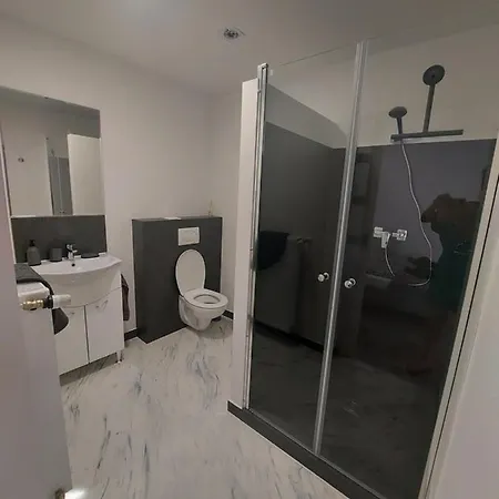 Belvarosi Apartmanhaz 2