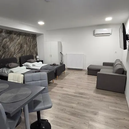Belvarosi Apartmanhaz 2 3* Szigetvár